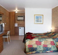 Quays Motel
