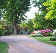 Aarinda Holiday Apartments