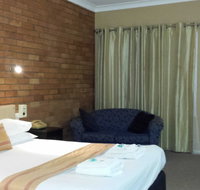 AA Hilldrop Motor Inn