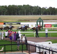 Pinjarra Race Club - Timeshare Accommodation