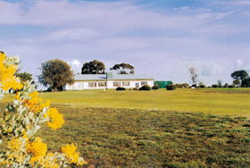 Lucindale Country Club - Timeshare Accommodation 0