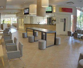 Finz Restaurant And Bar - Timeshare Accommodation 1