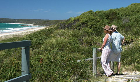 Little Llangothlin Picnic Area - Timeshare Accommodation 1