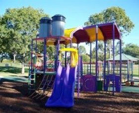 Lake Ellen Heritage Hub And Playground - Timeshare Accommodation 1