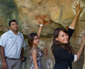 Nura Diya Aboriginal Wildlife Tour At Taronga Zoo - Timeshare Accommodation 0