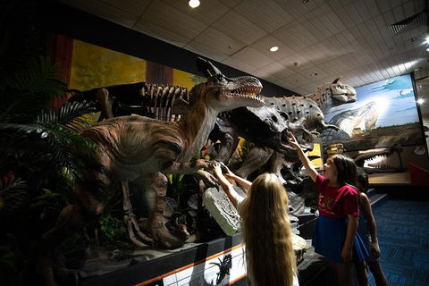 National Dinosaur Museum General Admission - Timeshare Accommodation 1