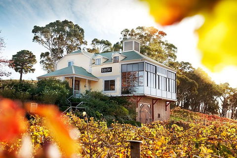 Adelaide Hills And Hahndorf Tour From Adelaide With Wine And Cheese Tasting - Timeshare Accommodation 1