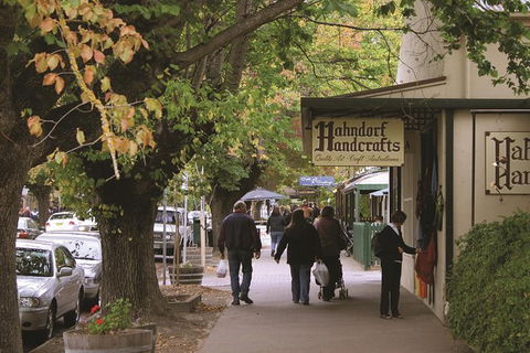 Adelaide Highlights, Hahndorf & McLaren Vale Wine Tasting And Sightseeing Tour - Timeshare Accommodation 7