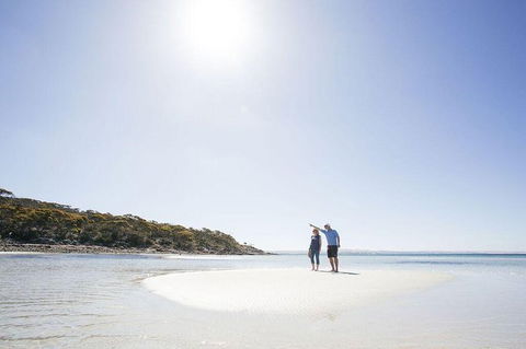 Exceptional Port Lincoln, Seafood And Wildlife Tour - Timeshare Accommodation 1