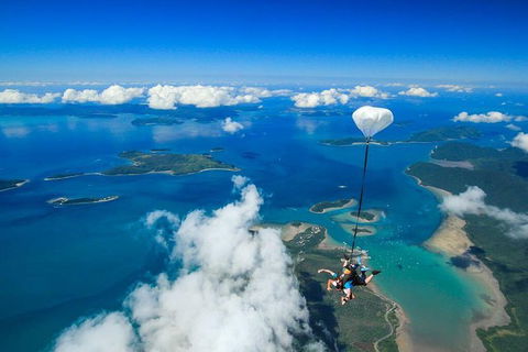Airlie Beach Tandem Skydive - Timeshare Accommodation 0