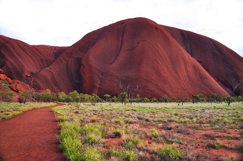 Ayers Rock Combo: Uluru Base And Sunset Plus Uluru Sunrise And Kata Tjuta With An Optional BBQ Dinner Or Kings Canyon Day Trip - Timeshare Accommodation 5