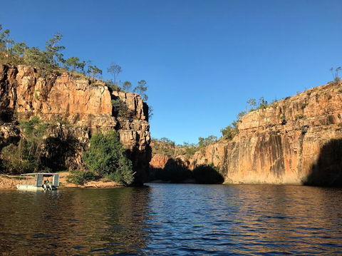 Nitmiluk (Katherine) Gorge 3.5-Hour Sunset Dinner Boat Tour - Timeshare Accommodation 3