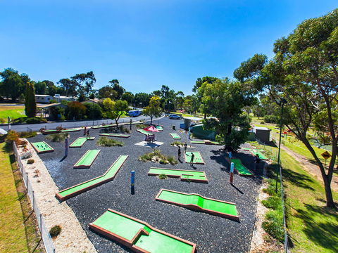 Naracoorte Mini Golf - Timeshare Accommodation 1