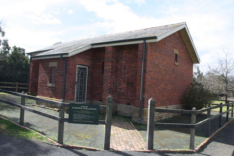 Sale Powder Magazine - Timeshare Accommodation 0