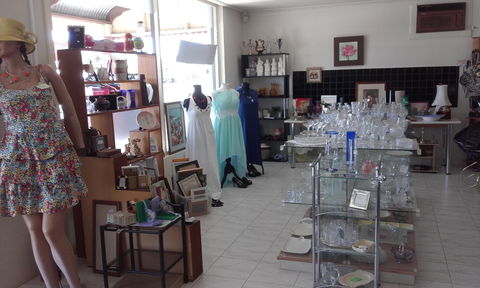 Hunters Haven Anglican Op Shop - Timeshare Accommodation 0