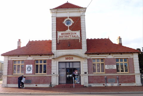 Merredin Town Hall - Timeshare Accommodation 0