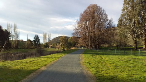 Adelong Falls Walk - Timeshare Accommodation 2