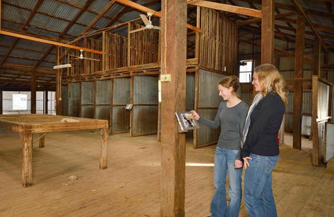 Yanga Woolshed - Timeshare Accommodation 0