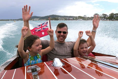 Noosa River Cruise For 3 To 4 People On A Classic Mahogany Speed Boat - 90 Min. - Timeshare Accommodation 4