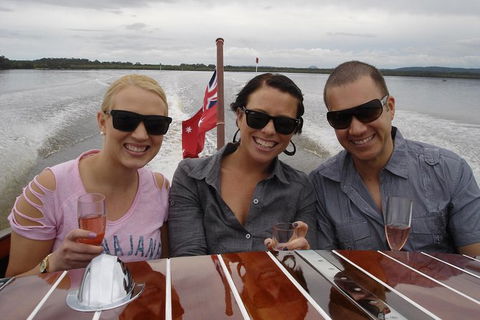 Noosa River Cruise For 3 To 4 People On A Classic Mahogany Speed Boat - 90 Min. - Timeshare Accommodation 5