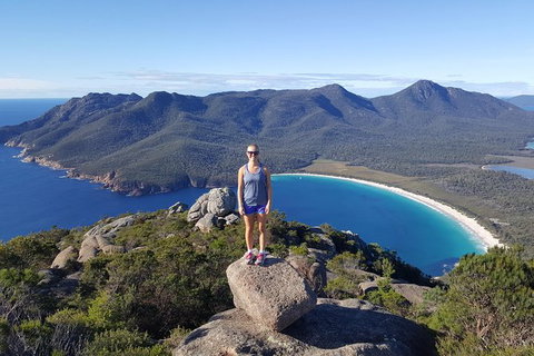 4-Day Fabulous Tasmania Tour: Wineglass Bay, Port Arthur, Devils & Bruny Island - Timeshare Accommodation 0