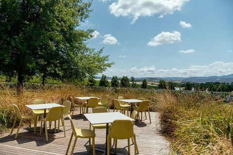 Day Trip To The Yarra Valley Private Tour - Timeshare Accommodation 3
