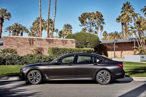 Limo Hire Melbourne Airport To CBD - Timeshare Accommodation 1