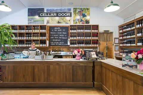 Mornington Peninsula Premium 2-6 Guests Lunch At Merricks General Wine Store - Timeshare Accommodation 6