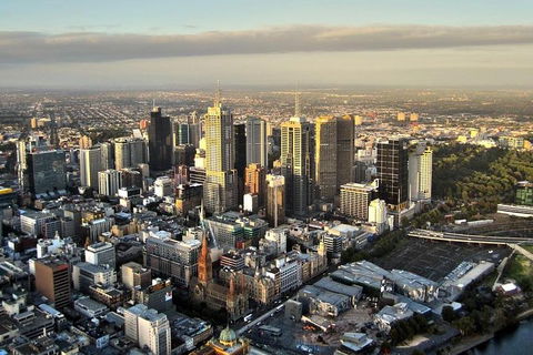 Departure Private Transfer Melbourne City To Melbourne Airport MEL By Sedan Car - Timeshare Accommodation 3
