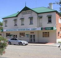 Mundijong Tavern - Timeshare Accommodation