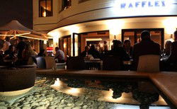 Raffles Hotel Lounge Bar - Timeshare Accommodation 2