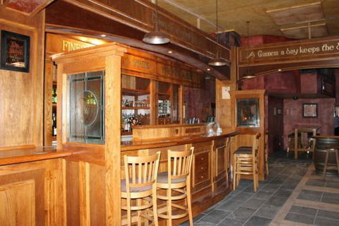 PJ Gallagher's Irish Pub Enfield - Timeshare Accommodation 2
