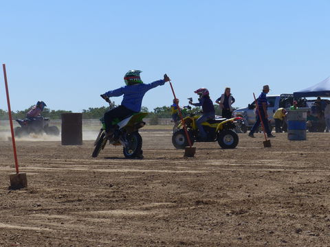 Betoota Horse And Motorbike Gymkhana - Timeshare Accommodation 2