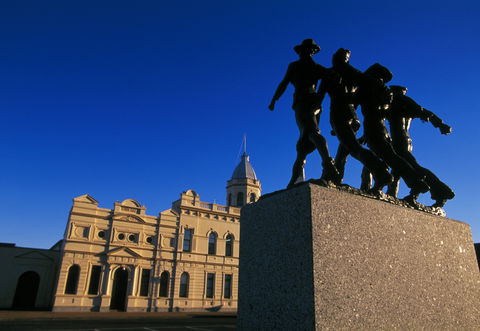 ANZAC Day - Timeshare Accommodation 0