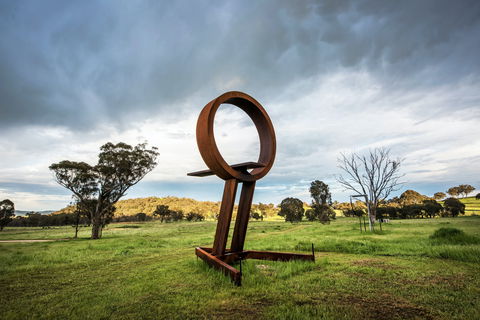 Sculptures In The Garden - Timeshare Accommodation 2