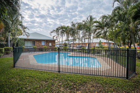 Emerald Maraboon Motor Inn - Timeshare Accommodation 4