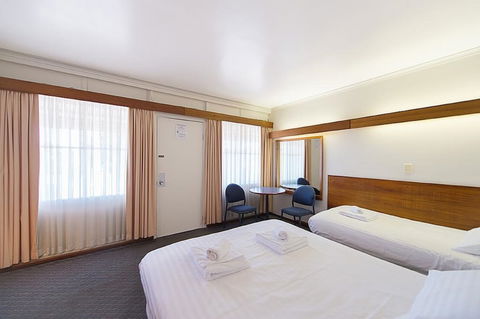 Blue Hills Motel - Timeshare Accommodation 3