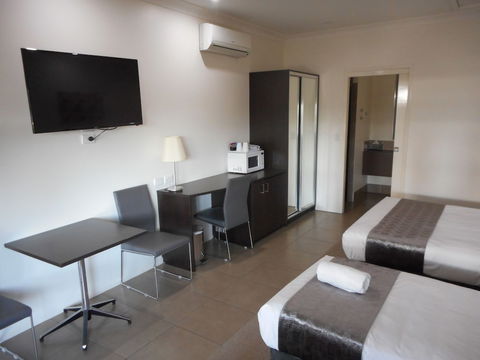 Injune Motor Inn - Timeshare Accommodation 6