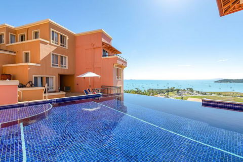 Martinique Whitsunday - Timeshare Accommodation 5