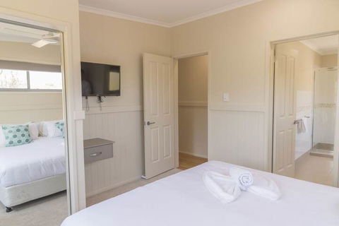 Halifax Holiday Park - Timeshare Accommodation 4