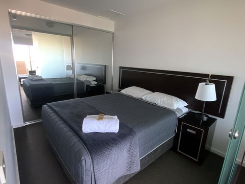Honeysuckle Executive Apartments - Timeshare Accommodation 6