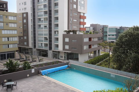 Honeysuckle Executive Apartments - Timeshare Accommodation 1