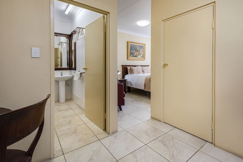 Overlander Homestead Motel - Timeshare Accommodation 4