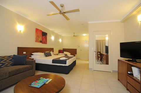 Cairns Queenslander Hotel & Apartments - Timeshare Accommodation 4