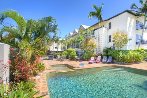 Cairns Queenslander Hotel & Apartments - Timeshare Accommodation 1