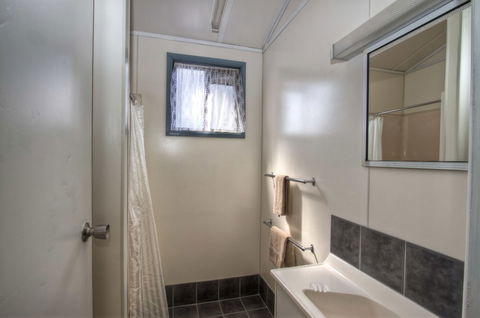 Twin Dolphins Holiday Park - Timeshare Accommodation 6