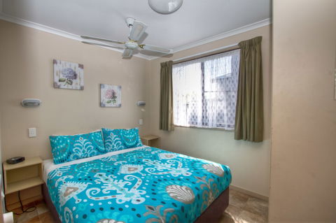 Twin Dolphins Holiday Park - Timeshare Accommodation 2