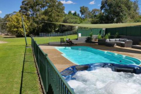 Early Settlers Motel Tocumwal - Timeshare Accommodation 0