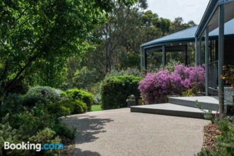 The Linden Bed & Breakfast - Timeshare Accommodation 7