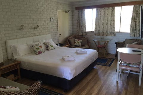 Holland Park Motel - Timeshare Accommodation 2